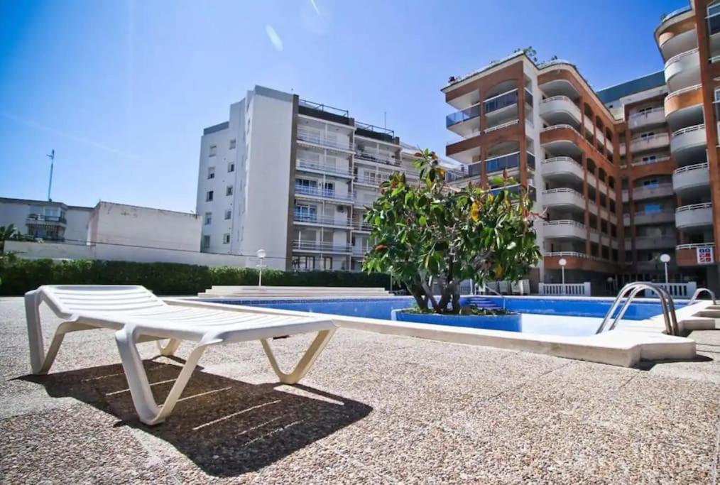 White Beach 100M Playa, Wifi, Pool 6Pax Salou Ngoại thất bức ảnh